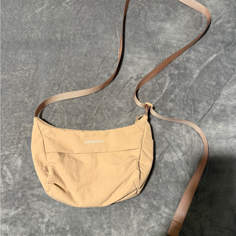 Lululemon crossbody bag